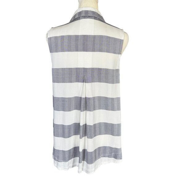 Cupio Blush gray and white striped collared sleeveless button down shirt size M - Picture 4 of 7
